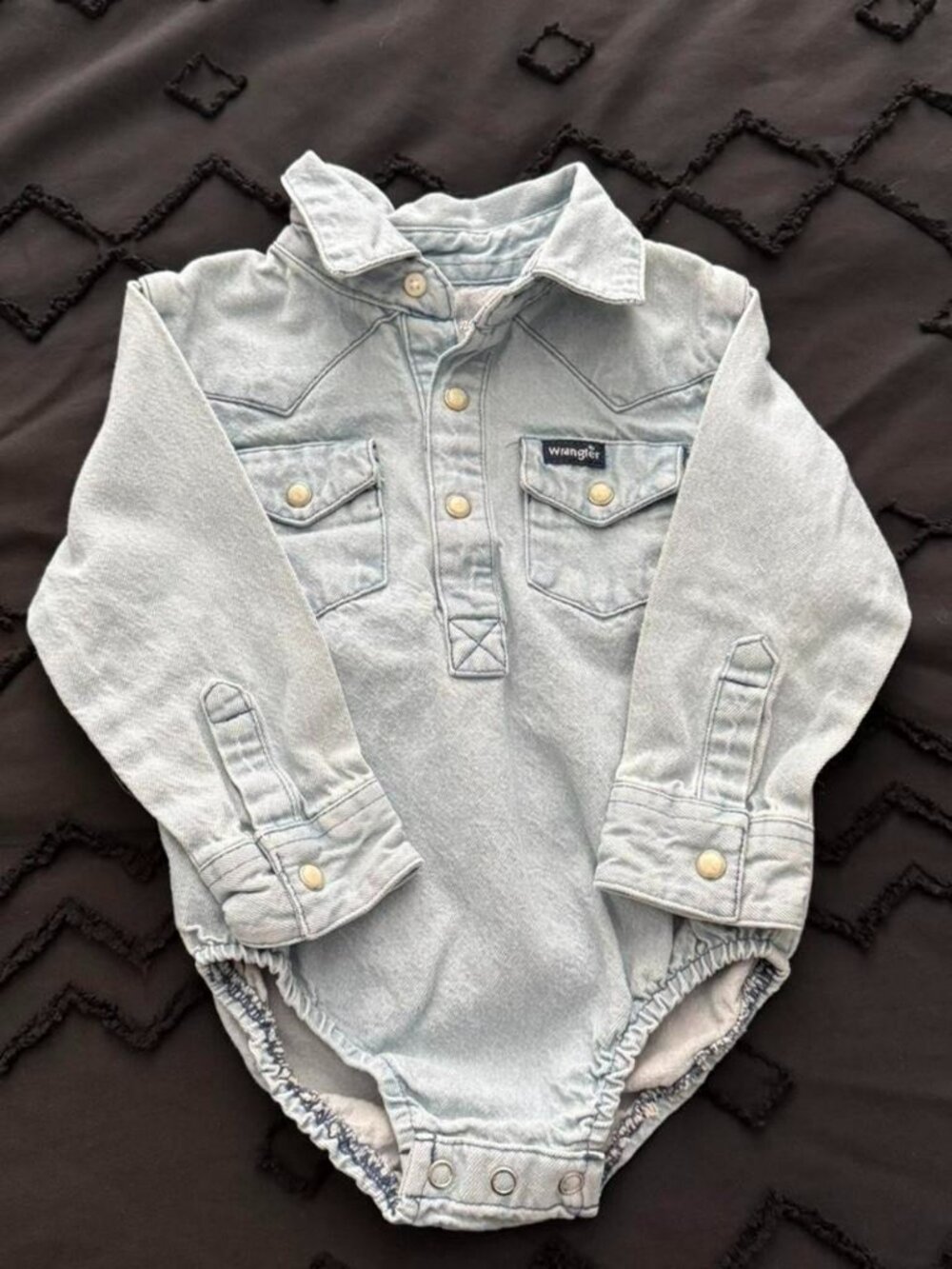 Wrangler denim light blue button up
